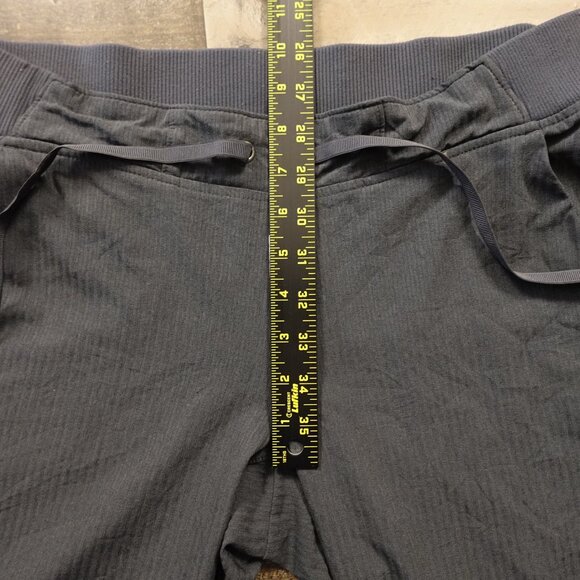 Athleta Midtown Trouser Pants Women’s 8 Flint Grey Pinstripe Stretch Athleisure - Picture 7 of 14